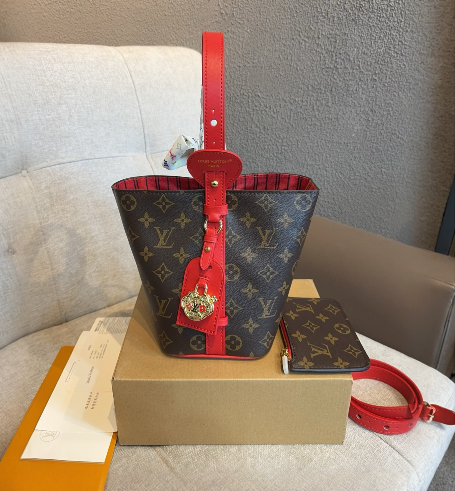 Louis Vuitton Bag 14230