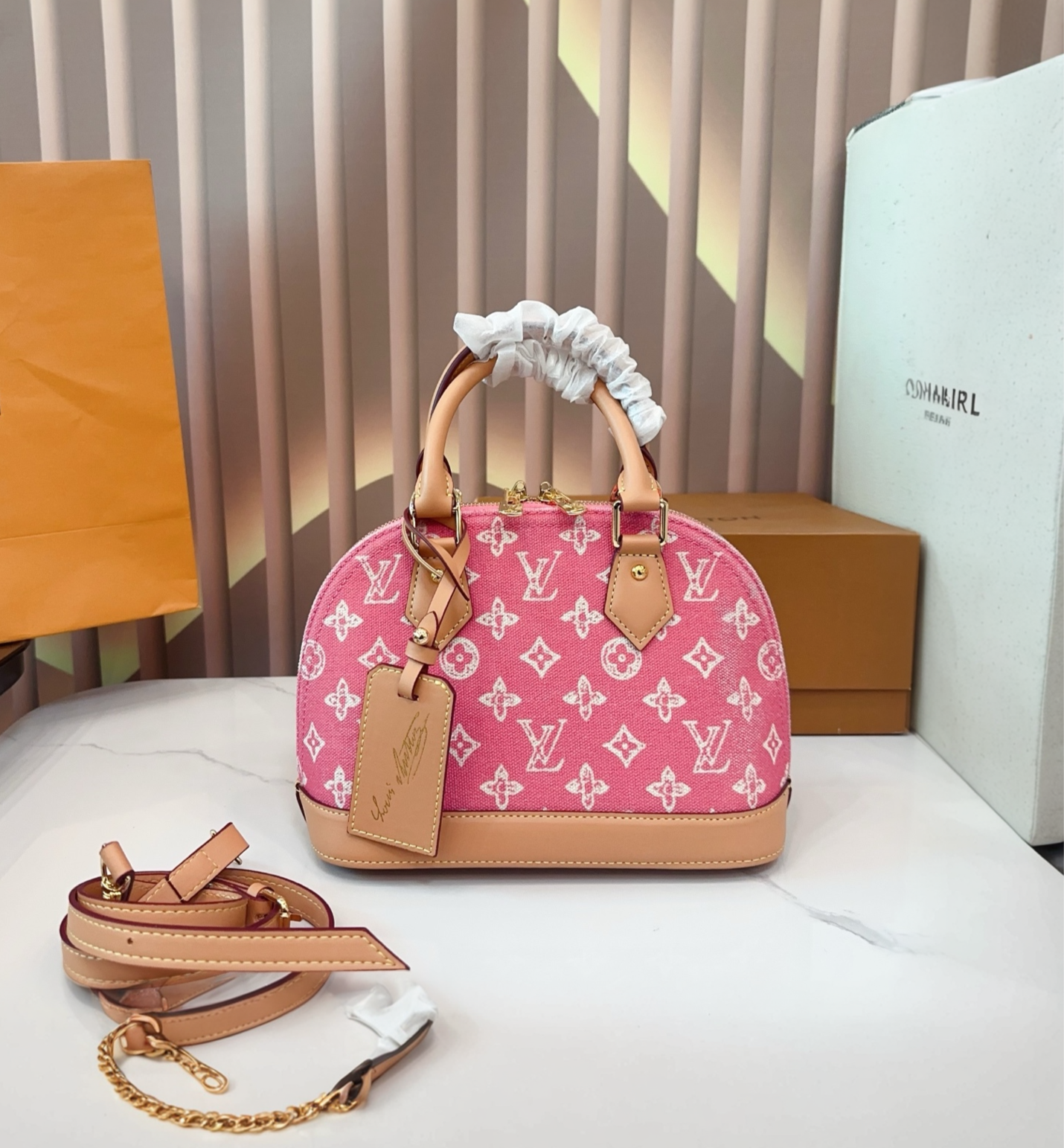 Louis Vuitton Bag 15428
