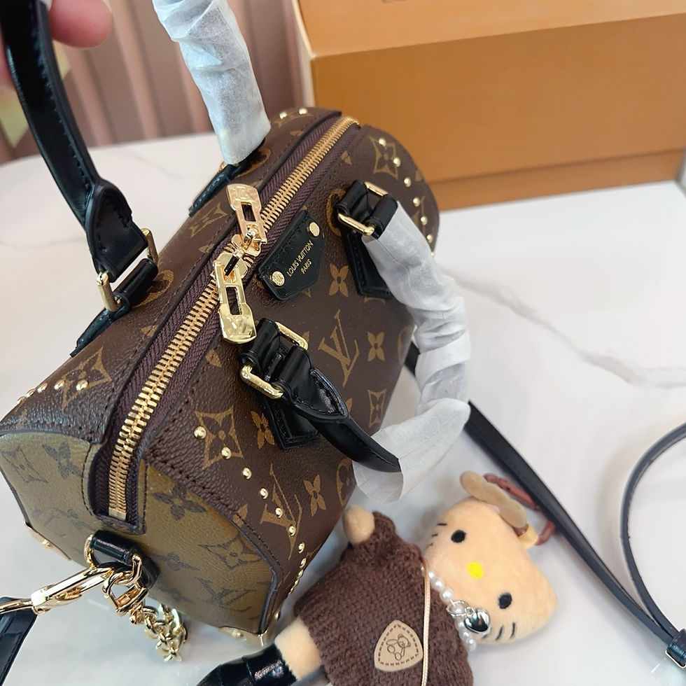 Thumbnail: Louis Vuitton Bag 35566