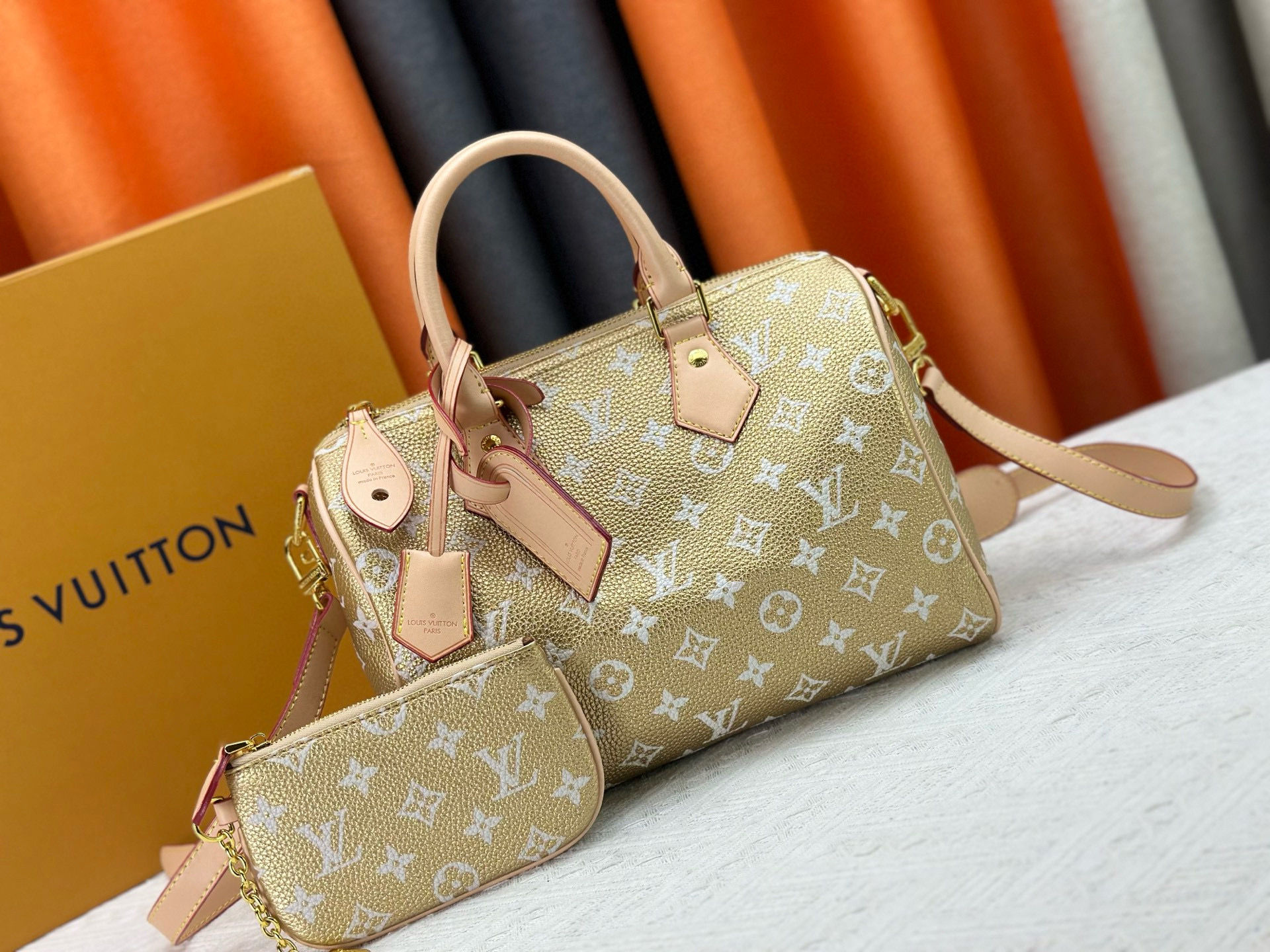 Louis Vuitton Bag 15669