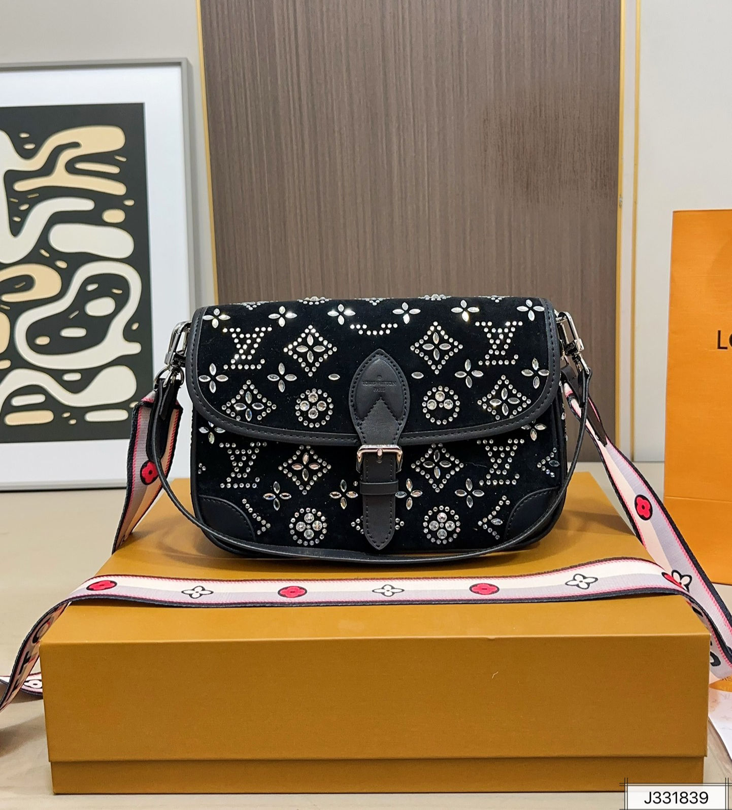 Louis Vuitton Bag 15459