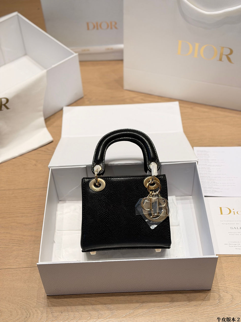 Thumbnail: Christian Dior bag 44557