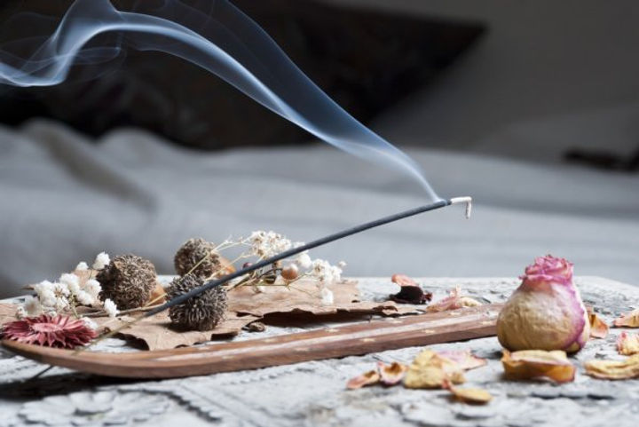 depositphotos_52021835-stock-photo-incense-stick.jpg