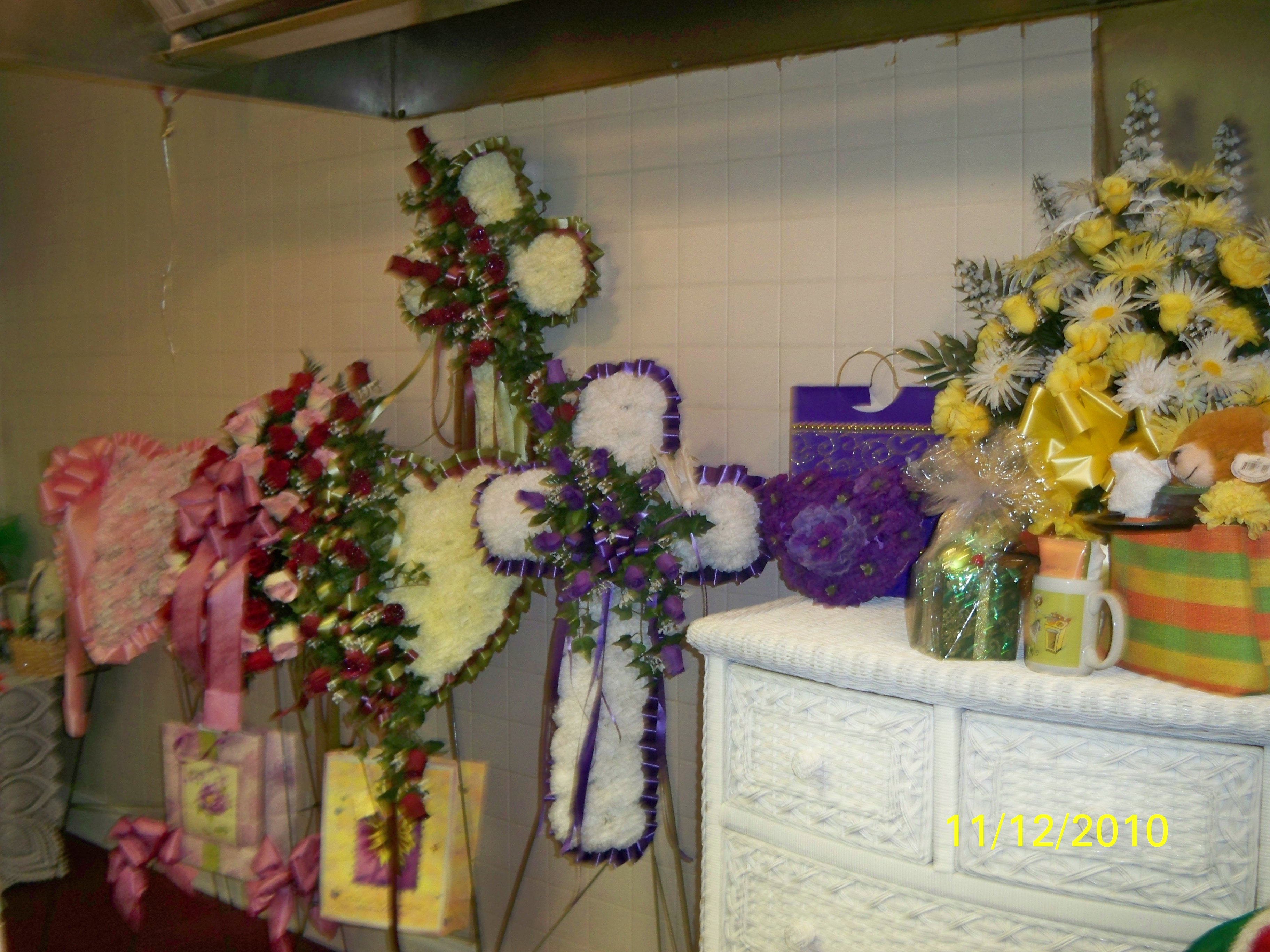 Silk/Fresh Florals-Click for Prices!