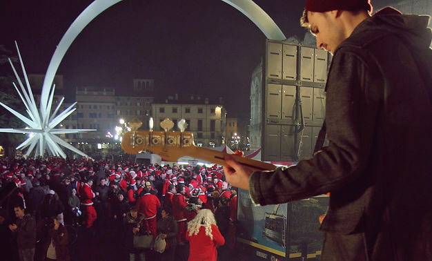Playing Bass in Piazza Bra (Verona)