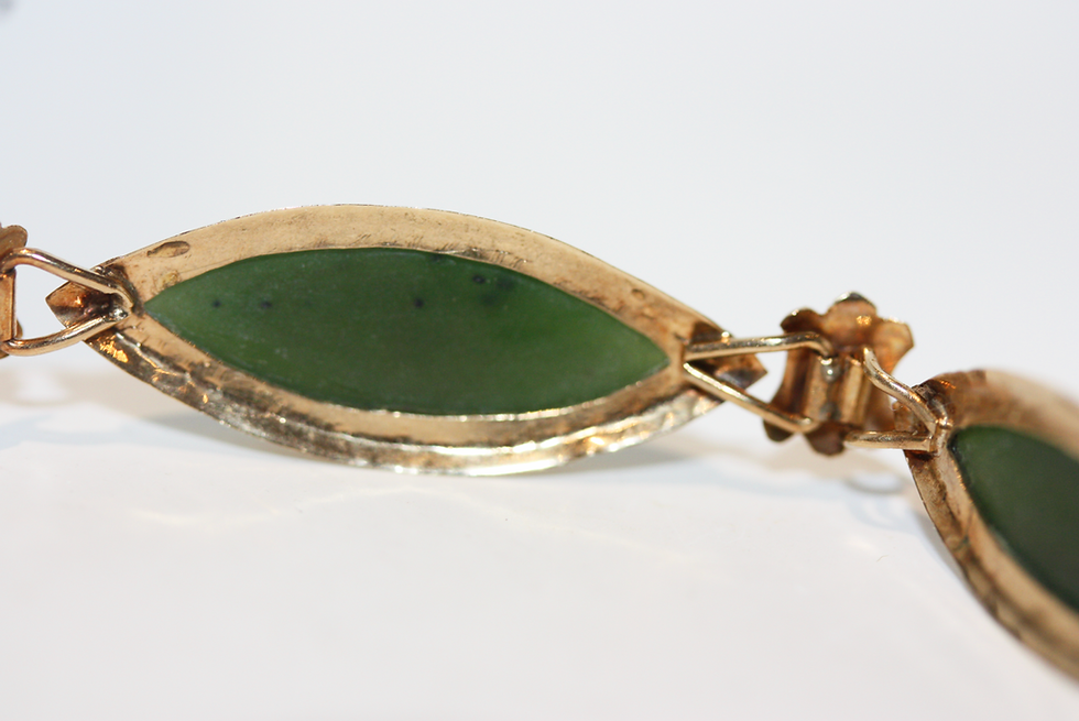 Thumbnail: Vintage 14ct Gold New Zealand Jadeite Bracelet, c.1970s