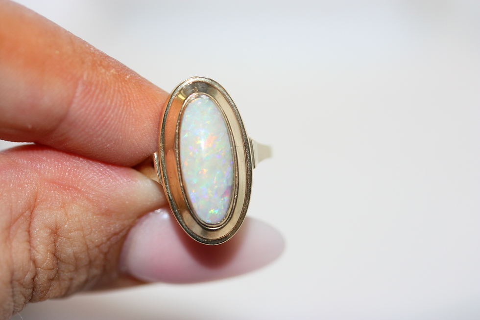 Thumbnail: Vintage 9ct Gold Opal Statement Ring