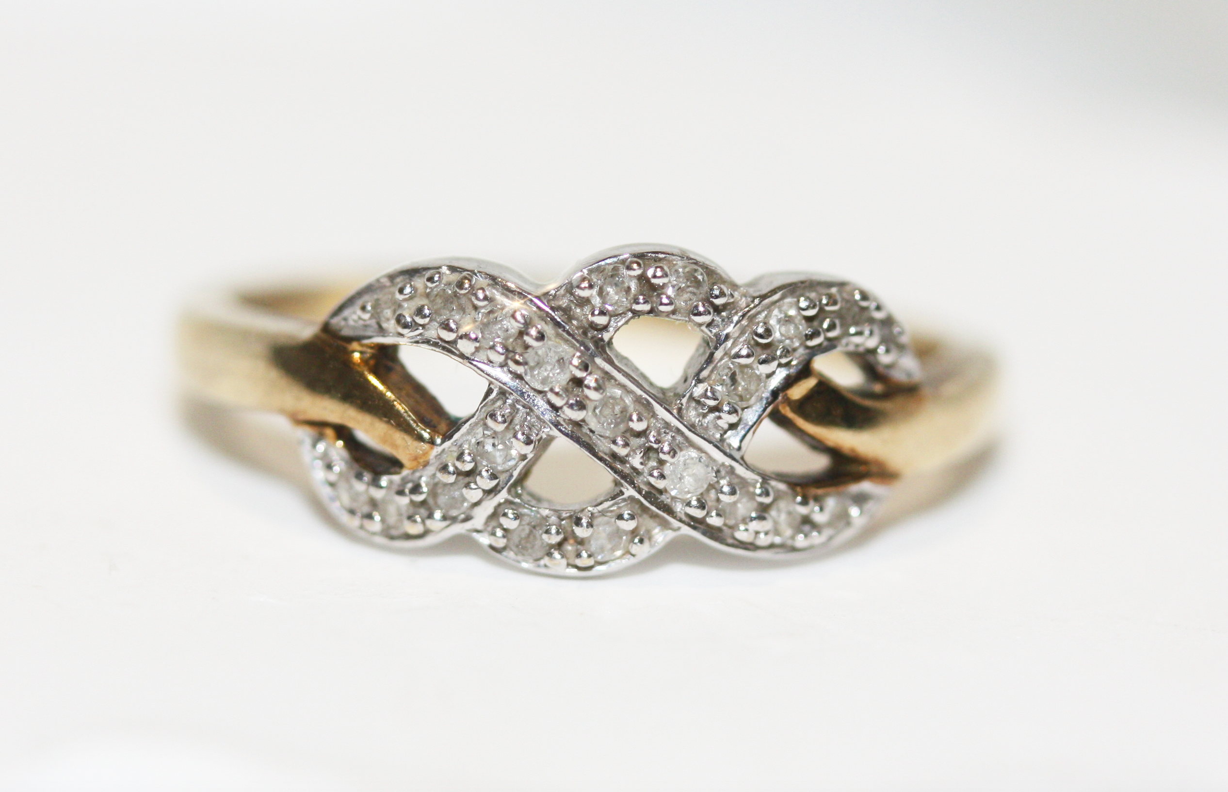 Vintage 9ct Gold Diamond Chip Knot Ring