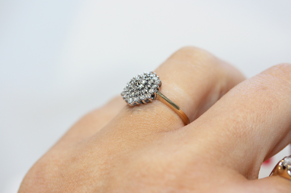 Thumbnail: Vintage 9ct Gold Diamond Cluster Ring