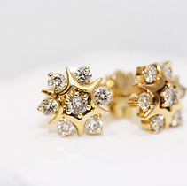 One-of-a-Kind Vintage 18ct Gold Diamond Flower Earrings (Approx 0.60ct)