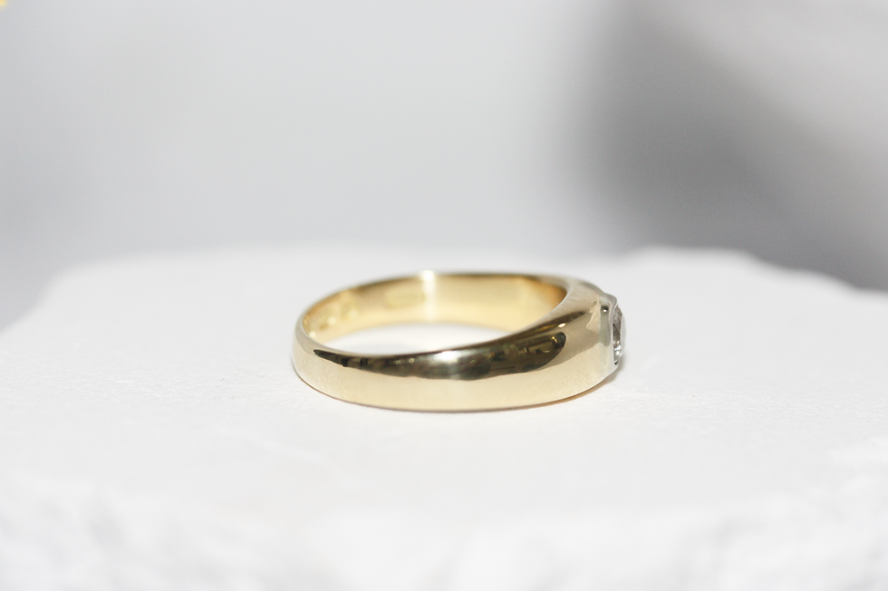 Thumbnail: Victorian 18ct Gold Old Cut Diamond Gypsy Band Ring