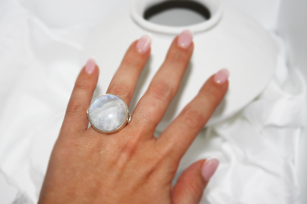 Thumbnail: Vintage Sterling Silver Moonstone Bezel-Set Statement Ring