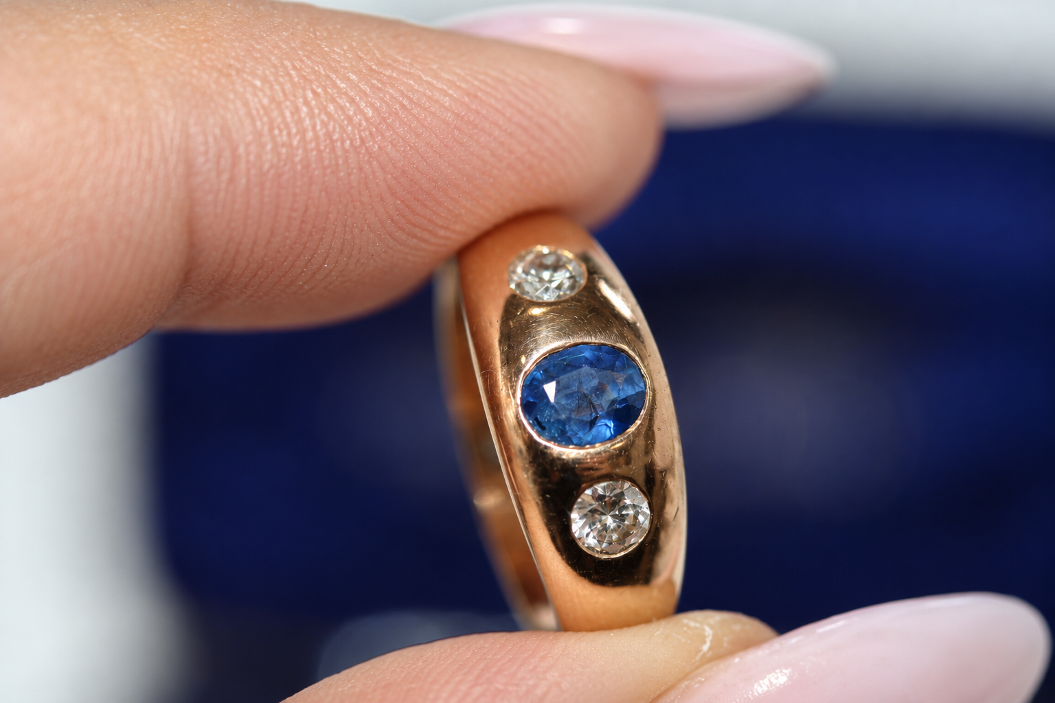 Vintage 9ct Rose Gold Sapphire & Diamond Gypsy Ring