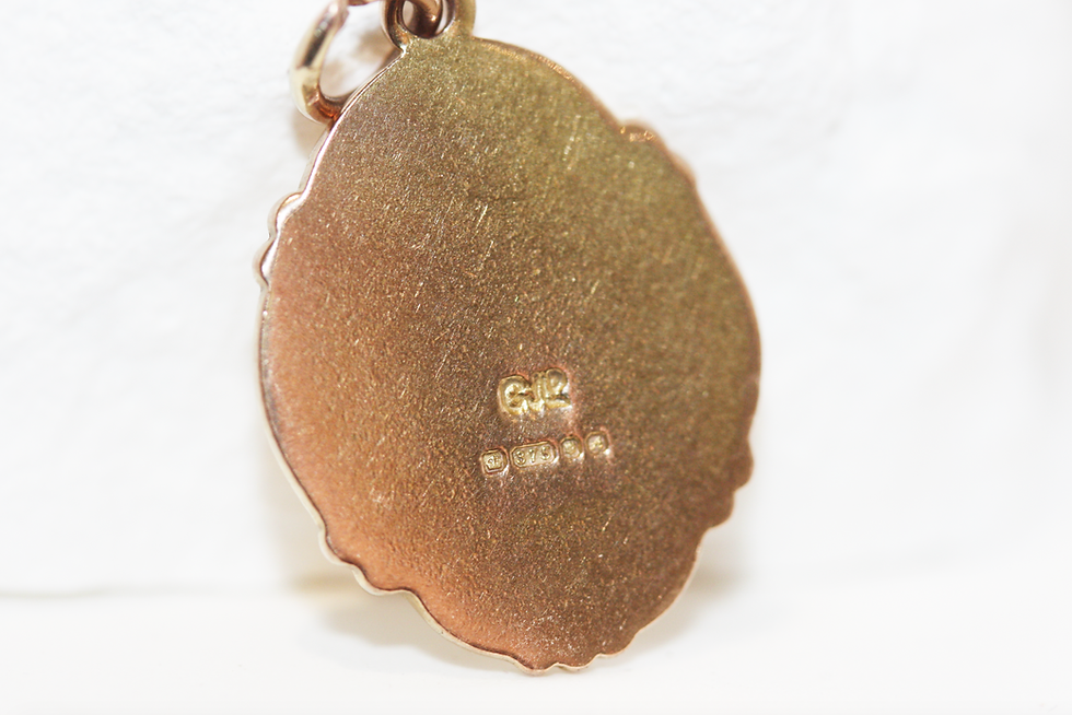 Thumbnail: Vintage 9ct Gold St Christopher Pendant – London 1975