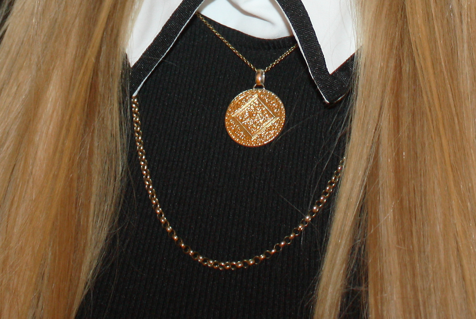 Thumbnail: Vintage 9ct Gold Belcher Chain