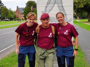 Taxi Charity supporter completes 40km Wandeltocht