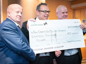 Cabbies Do Kilimanjaro Present £18,000 to the Taxi Charity