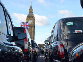 Taxi industry offers over 1,000 free rides to military vets for Remembrance Sunday  