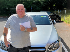 Mid Sussex cabbie receives accolade amidst efforts to support and promote shift to electric taxis