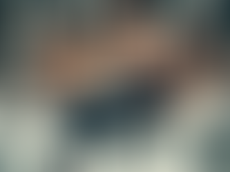 How many hours does a taxi driver work each day and is there a limit?