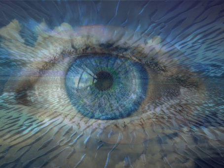 כשהמדע פוגש את הרוח - המסע שלי מרייקי לרפואה קוונטית