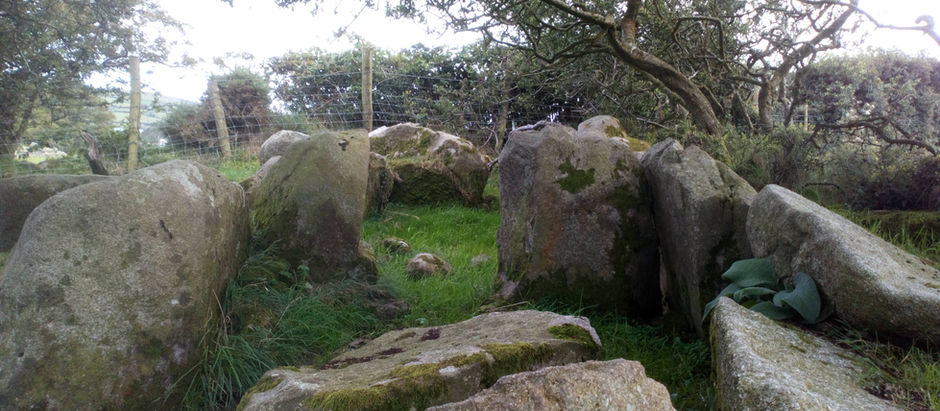'Rushes Cave' Court Tomb, Attical