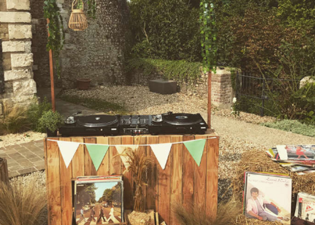 meuble dj.png