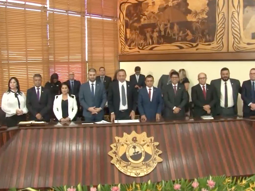 Deputados aprovam pacotaço do governo com venda da ZPE e insalubridade de 150% para saúde
