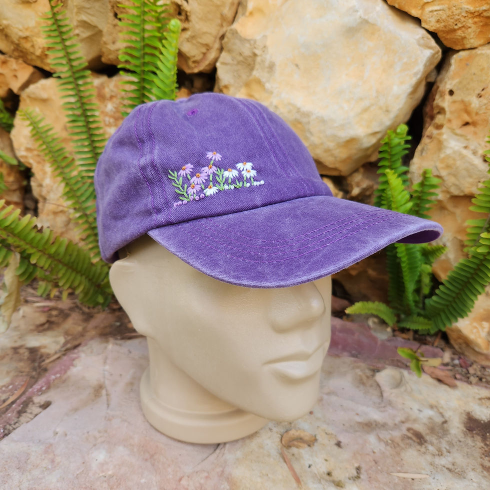 תמונה ממוזערת: כובע מצחיה סגול - רקמת פרחים