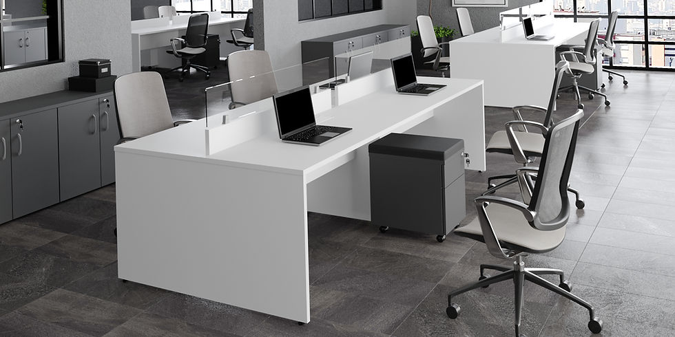 estação de trabalho com móveis de linha em projeto corporativo