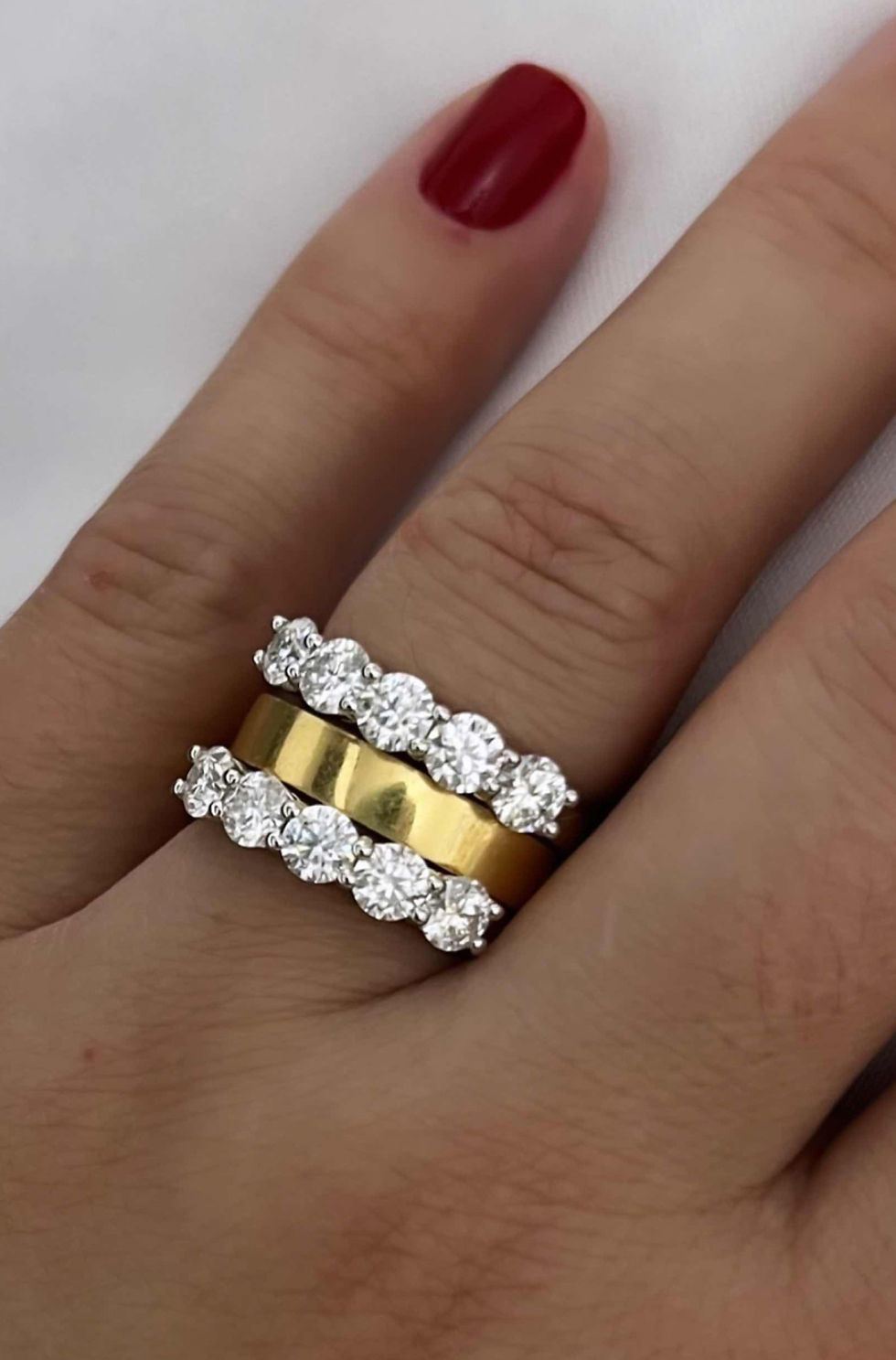Miniatura: Prata 925 - Meia aliança Camila  30 pontos cada moissanite