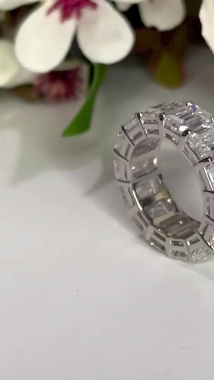 Miniatura: Prata 925 - Aliança Elena 1 ct cada Moissanite lapidação esmeralda 