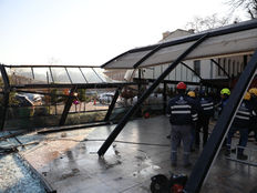 Tarihi Sirkeci Garına Komşu Kaçak Kafe Yıkıldı