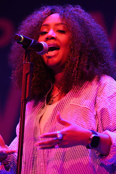 lalah hathaway.jpeg