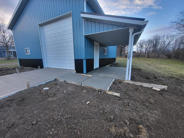 POLE BARN STICK BUILT STRUCTURE STEEL BUILDING CONSTRUCTION POST FRAME