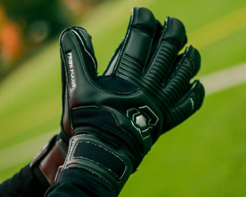 Black Friday Goalkeeper Deals 2025: Best Gloves, Gear & Training Programs for Every Keeper