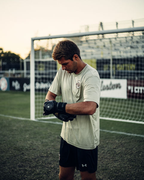 The Ultimate Guide to Goalkeeper Glove Sizing: How to Find the Perfect Fit for Your Hands