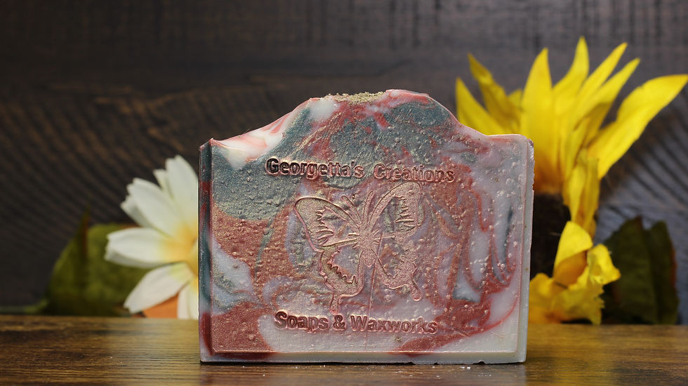 Discover the fresh blend of Apple Sage in our handmade soap. Made with natural ingredients, this combination shows our commitment to nature's luxuries with a personal touch. Each product is carefully made to give you a refreshing experience, leaving your skin feeling great. Choose Apple Sage and enjoy nature in your daily routines. EO