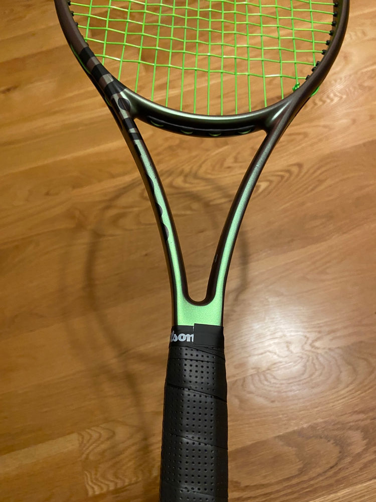 Wilson Blade 98 V8 Racket Review 2021
