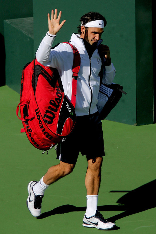 Miniatura: Roger Federer firmó un zapato Nike de PE personalizado Indian Wells
