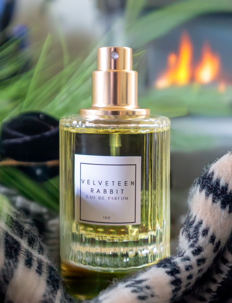 Velveteen Rabbit perfume by Al+Chemy — a unisex cashmere amber scent with nostalgic notes. Minimalist bottle desi