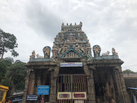 Rajagopuram of the Kutralanathar temple at Thirukutralam