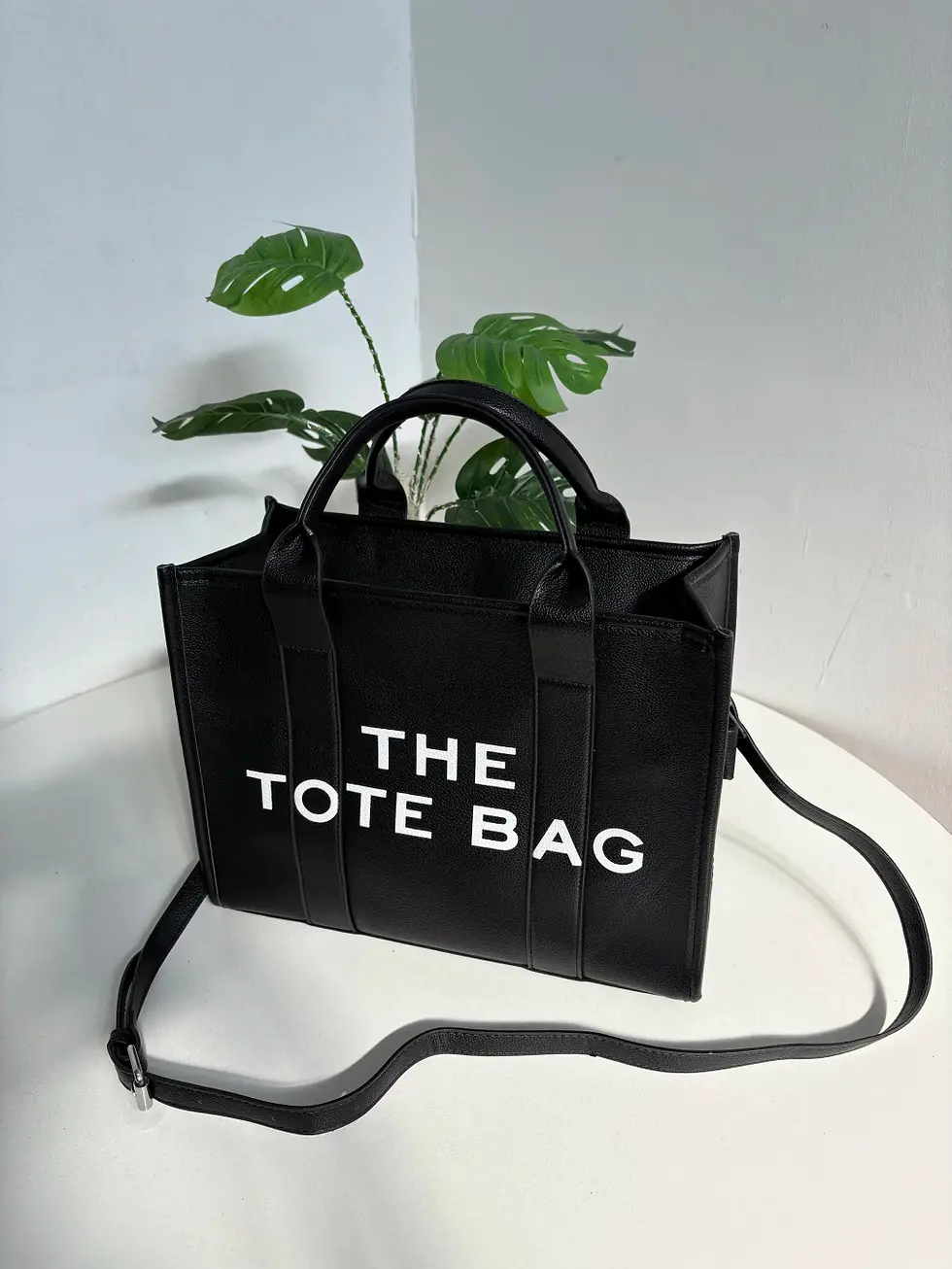 Miniatura: Cartera Tote [negro]