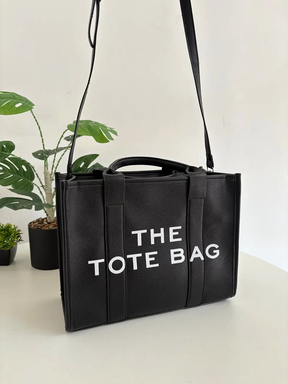 Miniatura: Cartera Tote [negro]