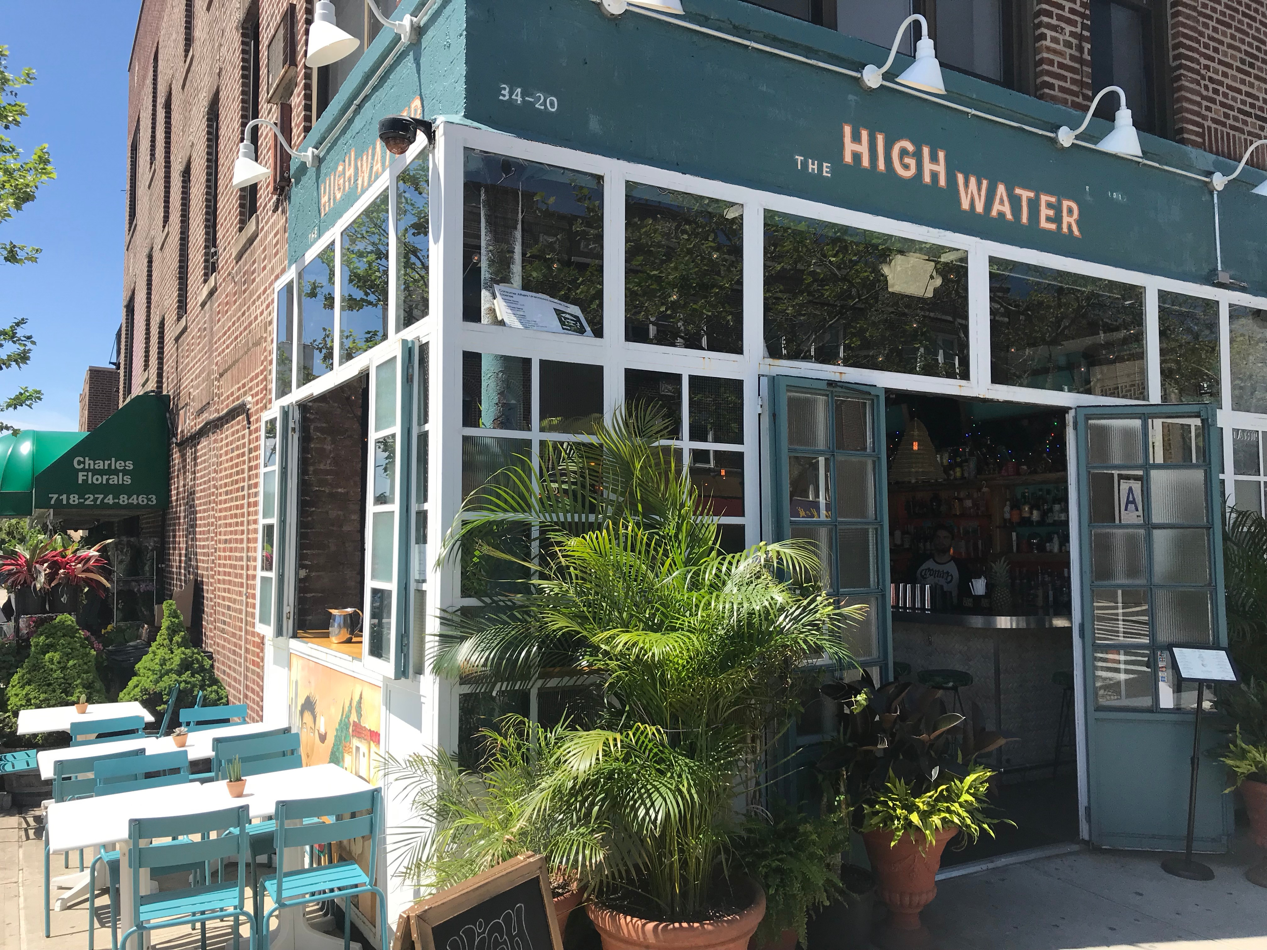 Cocktail Bars Astoria The Highwater Astoria