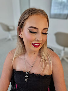 Full Glam Makeup & Hair