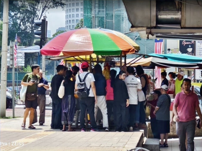Nyonya Heritage is nestled along the bustling streets of Jalan Thambipillay in Brickfields, opposite the YMCA building. Picture courtesy of Tony Chan from Google.
