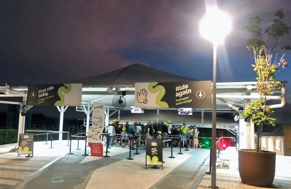 After the Sky Lift, do pick the "First Ride Today" lane, where marshals will provide a safety briefing to ensure everyone can operate the luge safely. For subsequent rides, head to the "Ride Again" lane and zip down your selected lane.