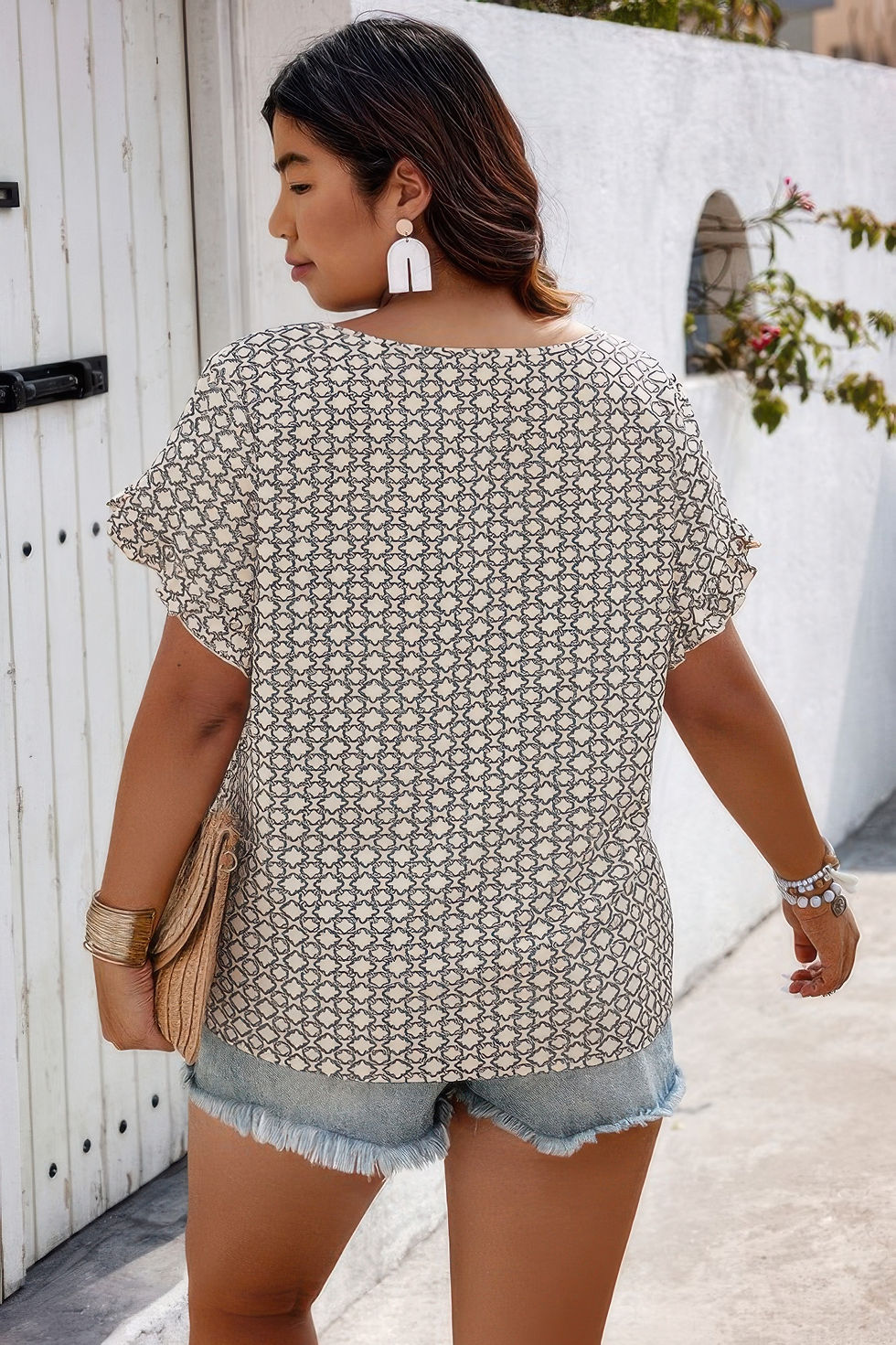 Thumbnail: Round Neck Allover Print Ruffle Sleeves Loose Top