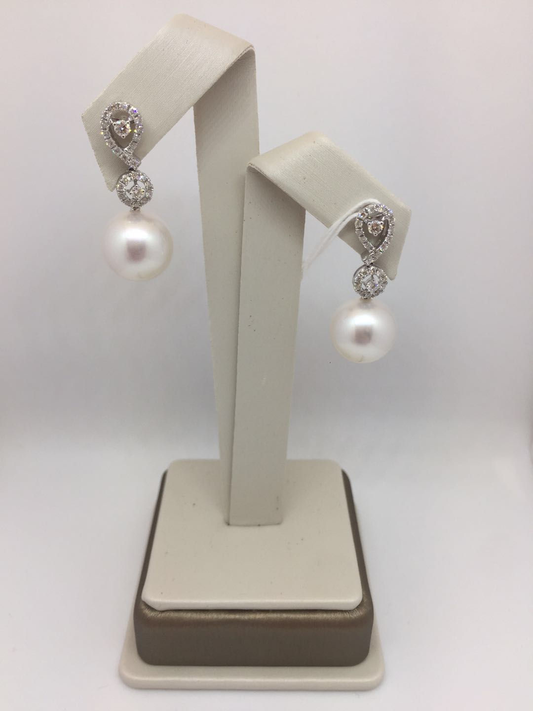 PR000379 (12.10X12.10MM)